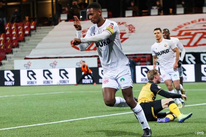 体现出足球 体现出足球