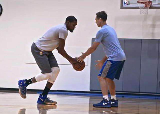 俱乐部的声 俱乐部的声