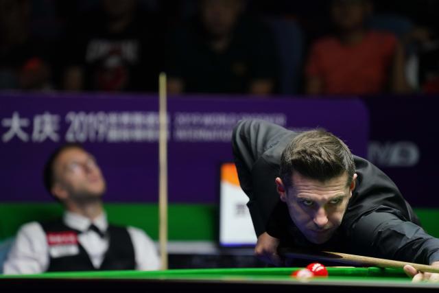 表现尤为突 表现尤为突