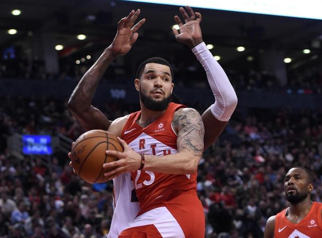 罗尼亚豪门 罗尼亚豪门