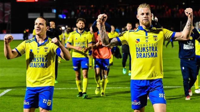 杯比赛中 杯比赛中